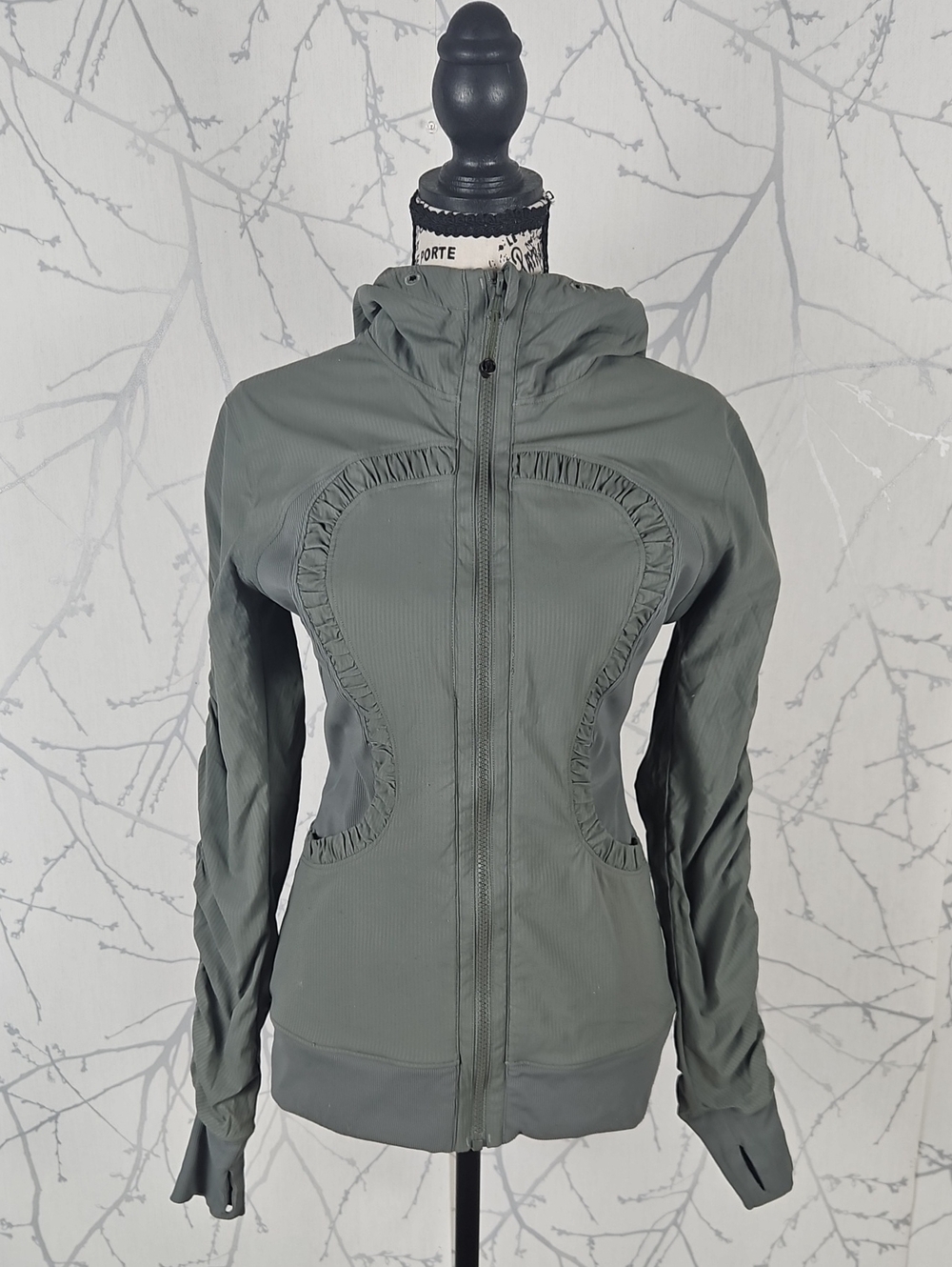Lululemon Sage Green Full Zip Reversible Dance Studio Jacket